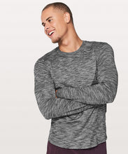 Load image into Gallery viewer, Fresh Move Long Sleeve