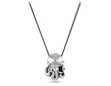 Load image into Gallery viewer, OCTOPUS NECKLACE - SILVER